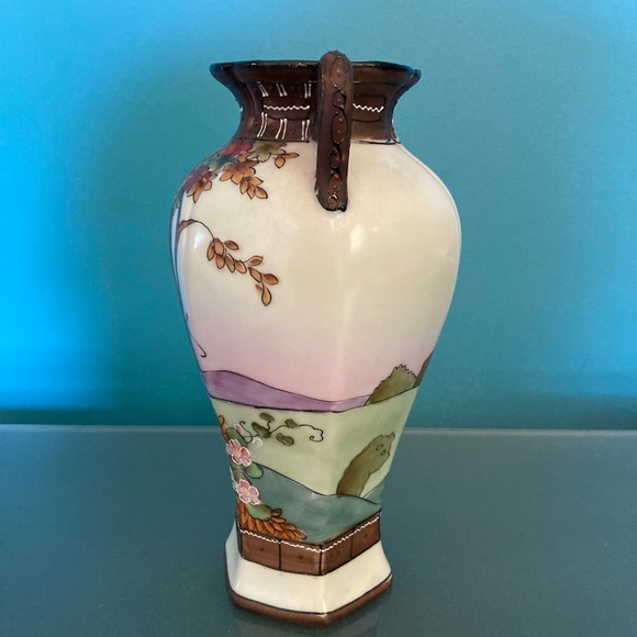 ☘️VTG Nippon Imperial Hand Painted Japanese Vase - Picture 2 of 7